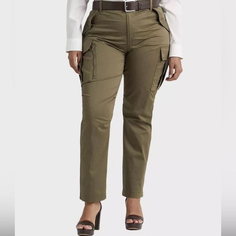 Lauren by Ralph Lauren 
Olive Green Cargo Ankle Pants
Size 16
Retail $175

NWT
